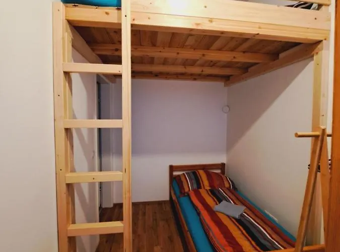 Apartment Relax & Belvedere 10 Minutes To Downtown Long Term Also Possible *