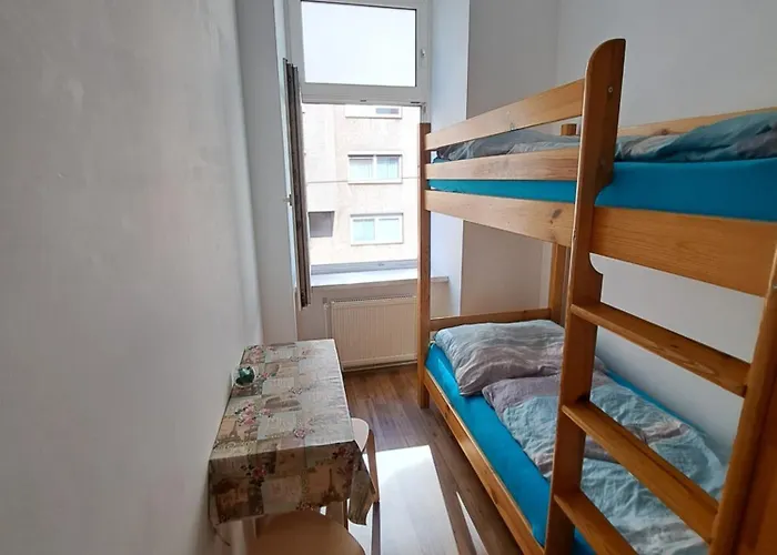 Apartment Relax & Belvedere 10 Minutes To Downtown Long Term Also Possible *